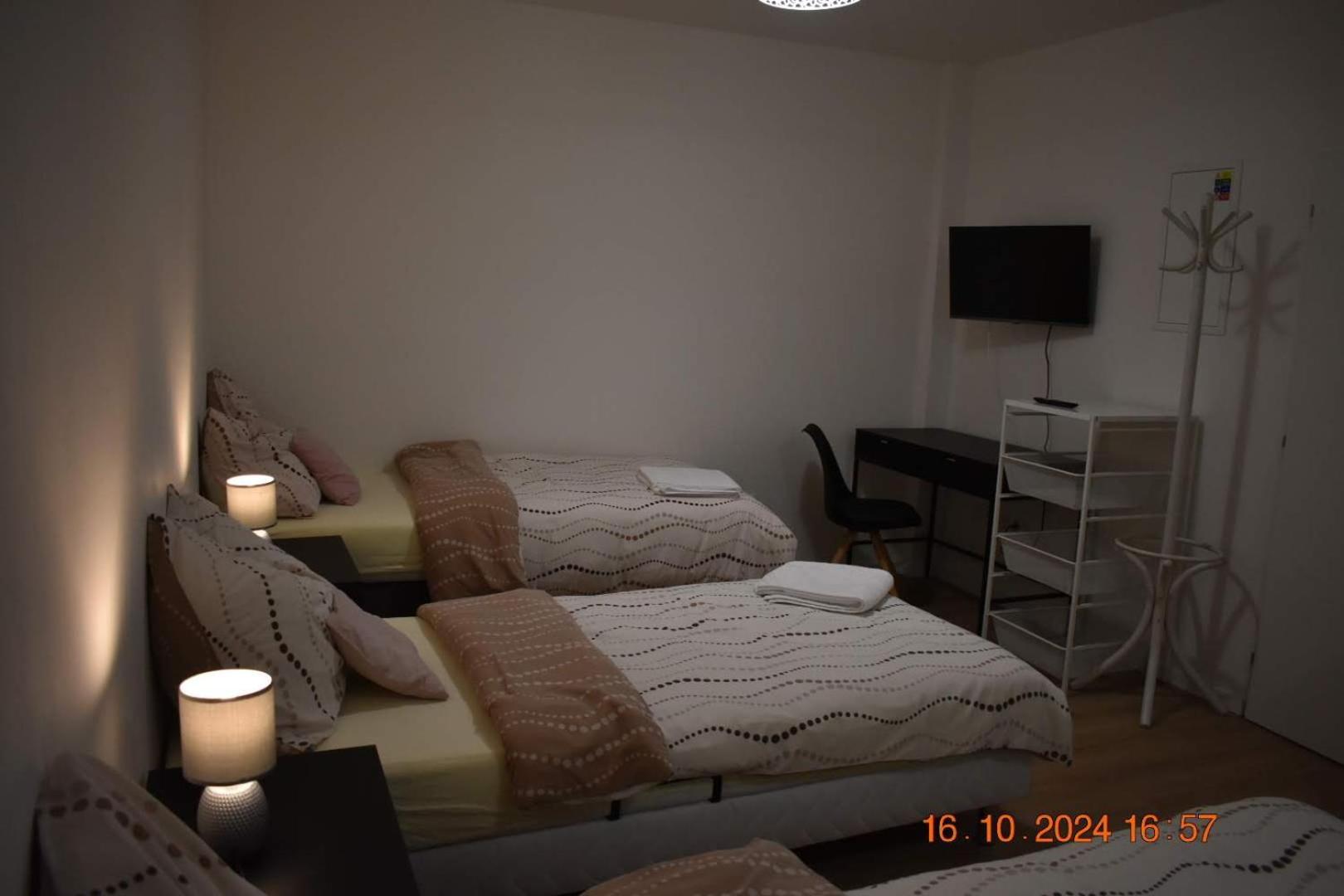 Hotel Flynnhouse Aš Zewnętrze zdjęcie