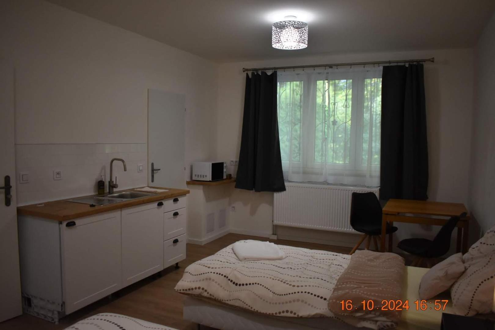 Hotel Flynnhouse Aš Zewnętrze zdjęcie